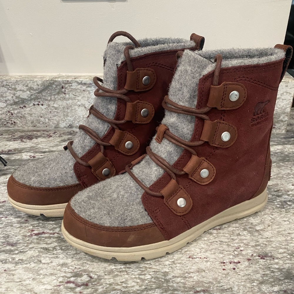 Women’s Sorel boots